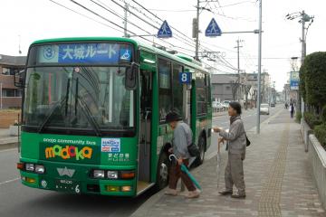 まどか号利用者300万人達成 の写真
