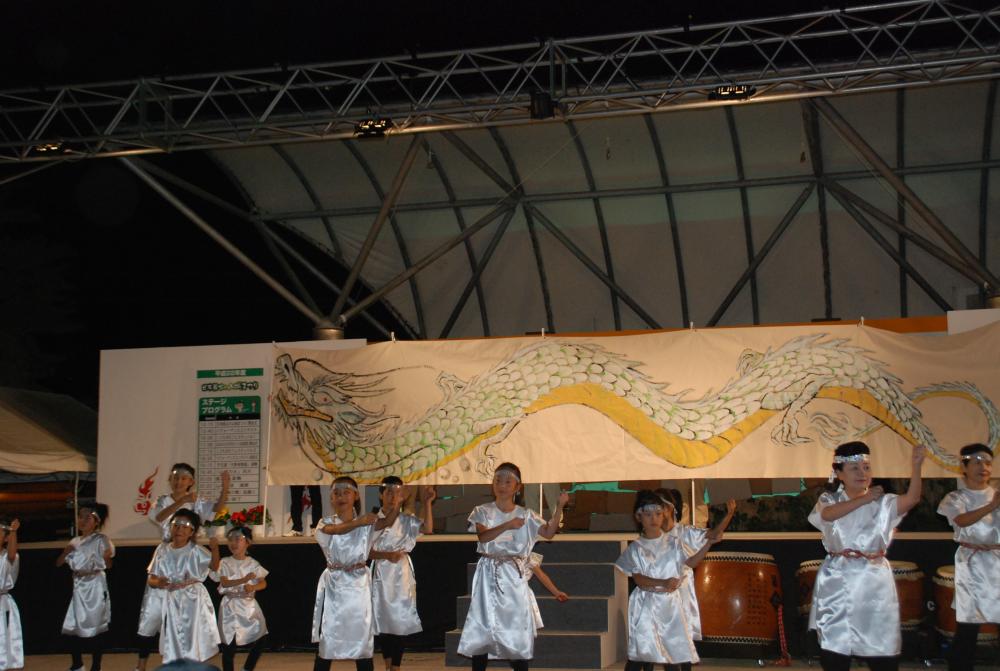 日本最古の山城まつりの様子