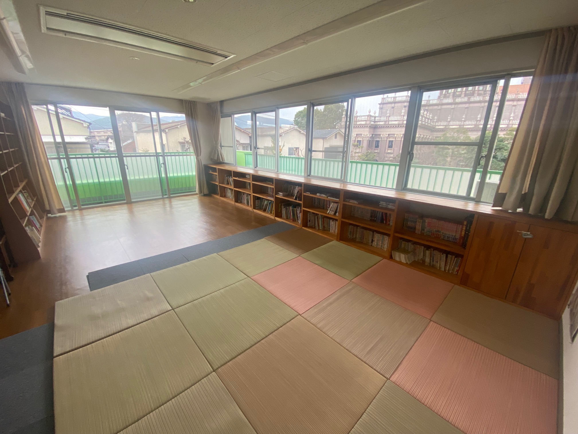 雑餉隈町地域貸出文庫