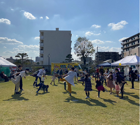 まどかフェスティバル（ダンスであそぼうしばふでごろん）