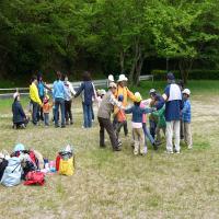 活動をしている様子の写真