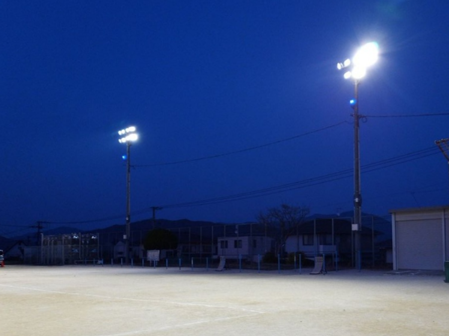 大野南小学校夜間照明1