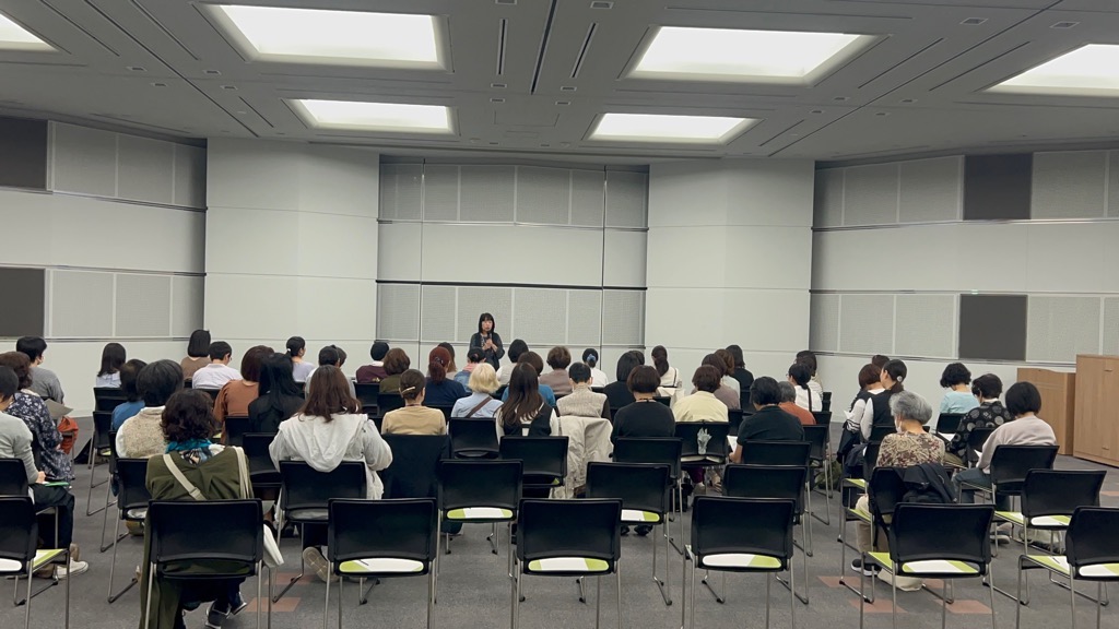 読み聞かせスキルアップ講座の様子