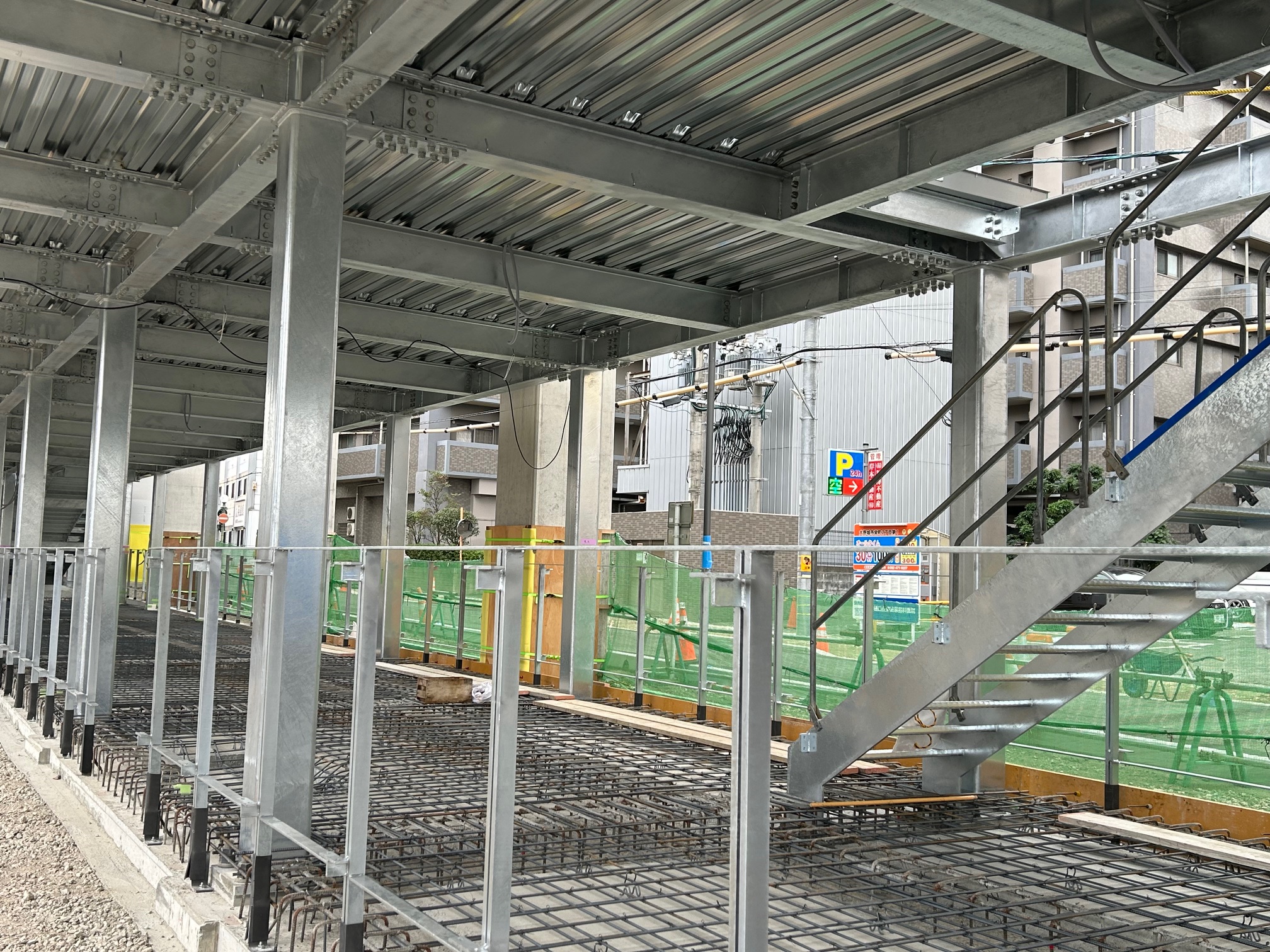251126_春日原駅北側駐輪場鉄骨工事