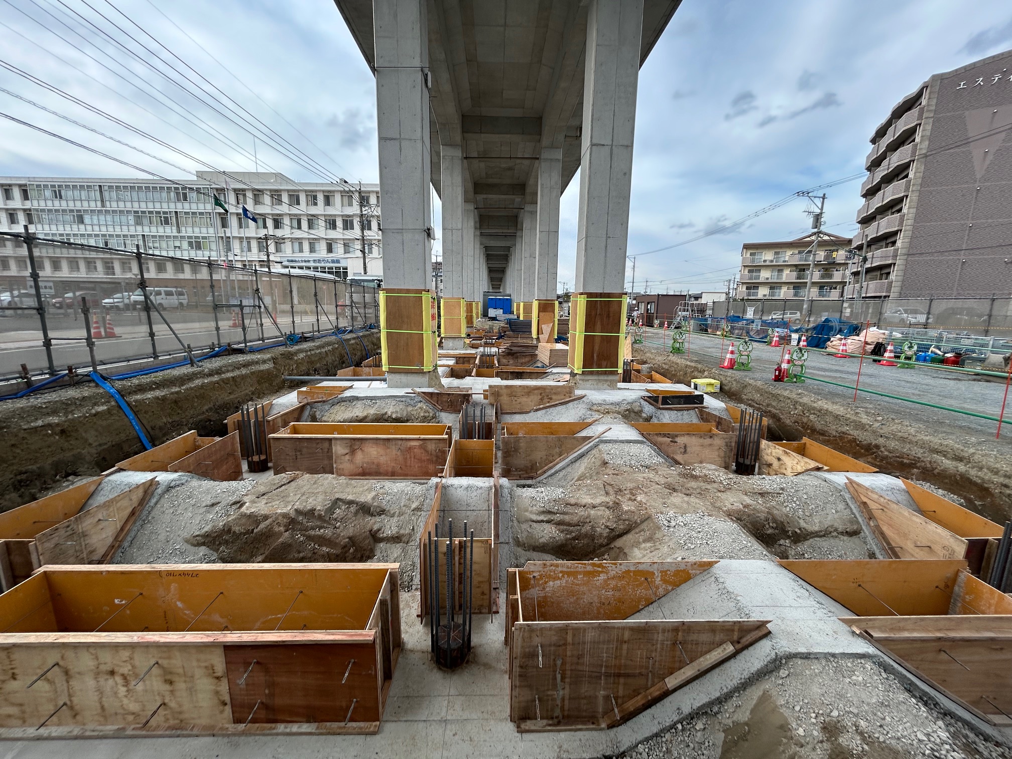 251223_複合施設型枠工事