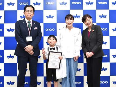 ピアノ 全国大会入賞 高上 悠斗さん 表敬訪問