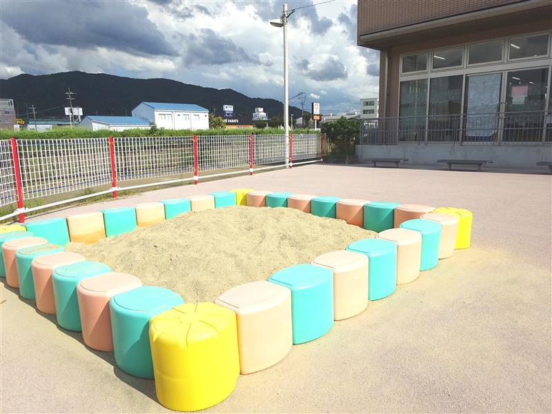 おひさまひろば　砂場
